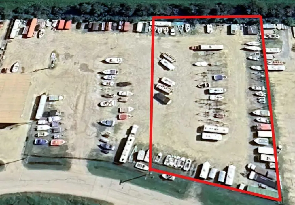 13 Sylvaire Close Sylvan Lake AB T4S 2H6