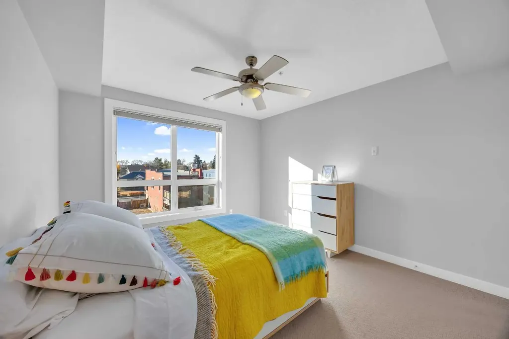 725 4 Street NE Calgary AB T2E 3S7