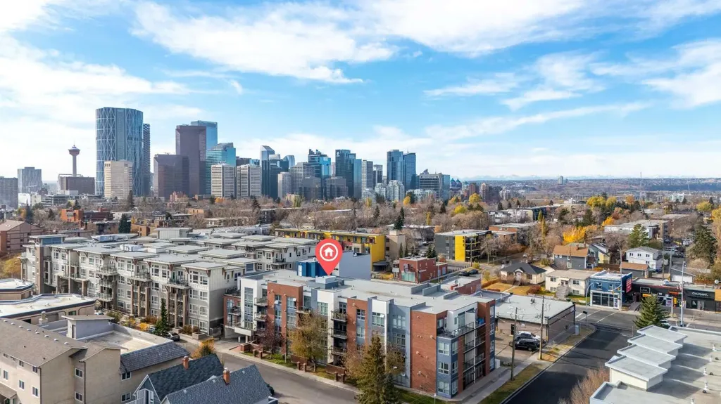 725 4 Street NE Calgary AB T2E 3S7