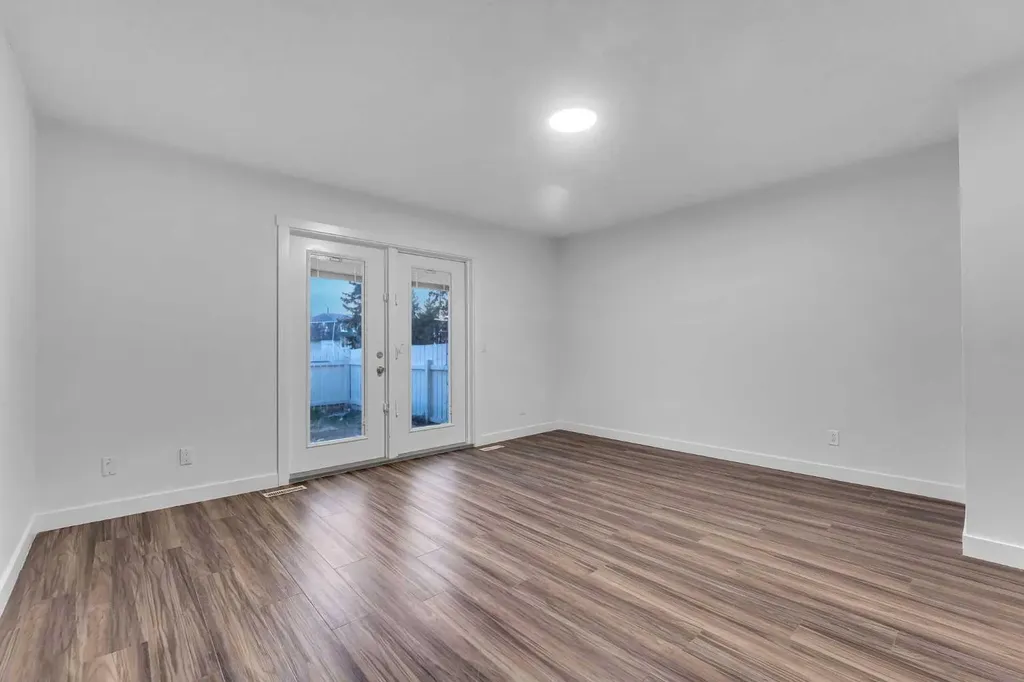 429 Georgian Villas NE Calgary AB T2A 7E3