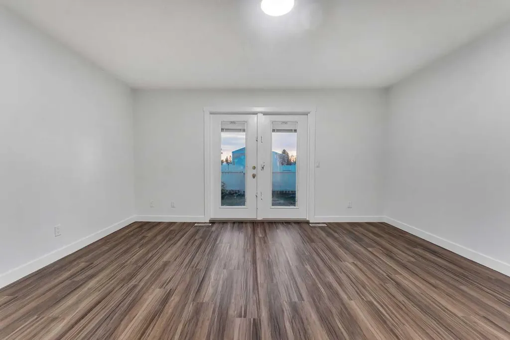 429 Georgian Villas NE Calgary AB T2A 7E3