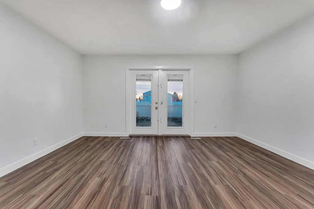 429 Georgian Villas NE Calgary AB T2A 7E3