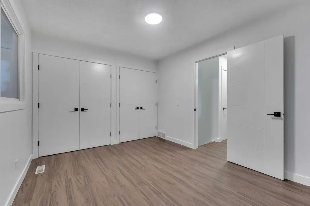 429 Georgian Villas NE Calgary AB T2A 7E3