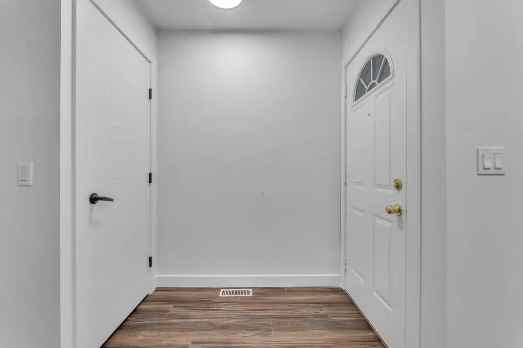 429 Georgian Villas NE Calgary AB T2A 7E3
