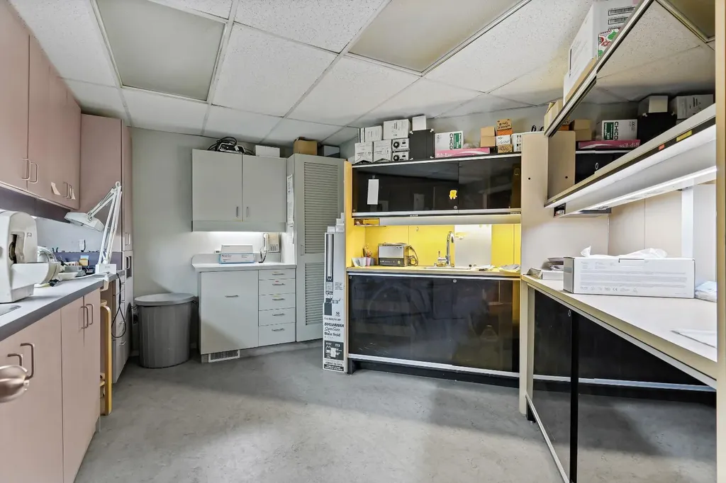 5600 Elbow Drive SW Calgary AB T2V1H8