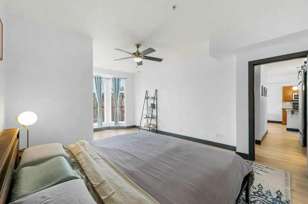2307 14 Street SW Calgary AB T2T 3T5