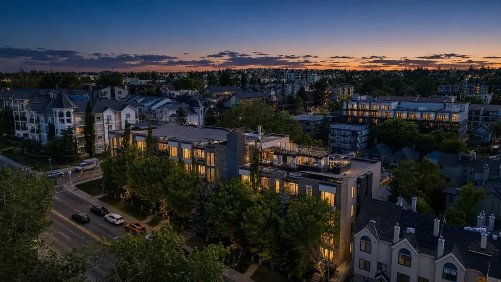 2307 14 Street SW Calgary AB T2T 3T5