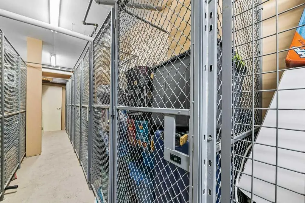 2307 14 Street SW Calgary AB T2T 3T5