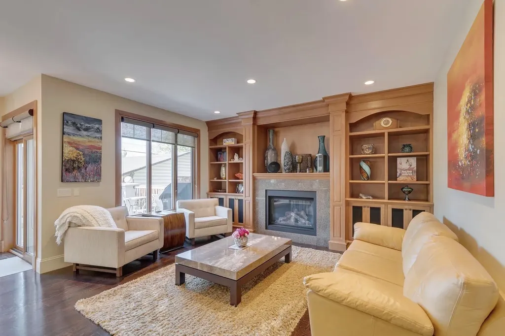 2609 7 Avenue NW Calgary AB T2N 1A6