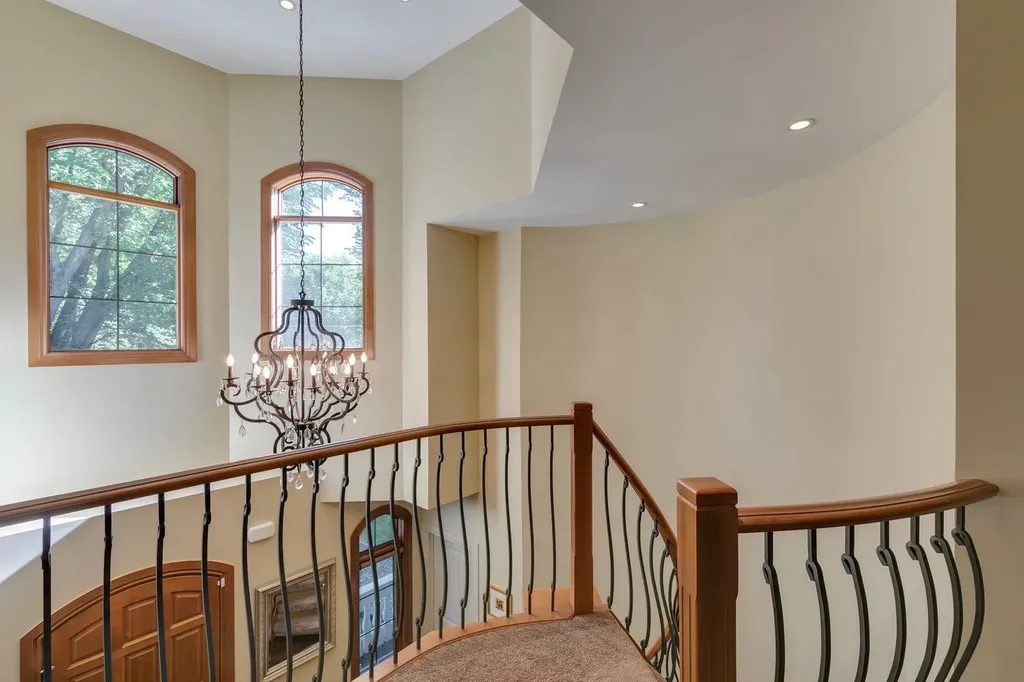 2609 7 Avenue NW Calgary AB T2N 1A6