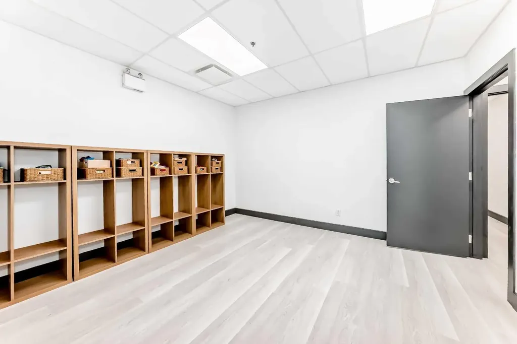 1015 Centre Street NW Calgary AB T2E 2P8