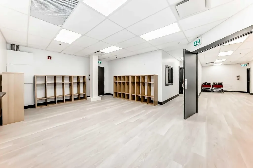 1015 Centre Street NW Calgary AB T2E 2P8