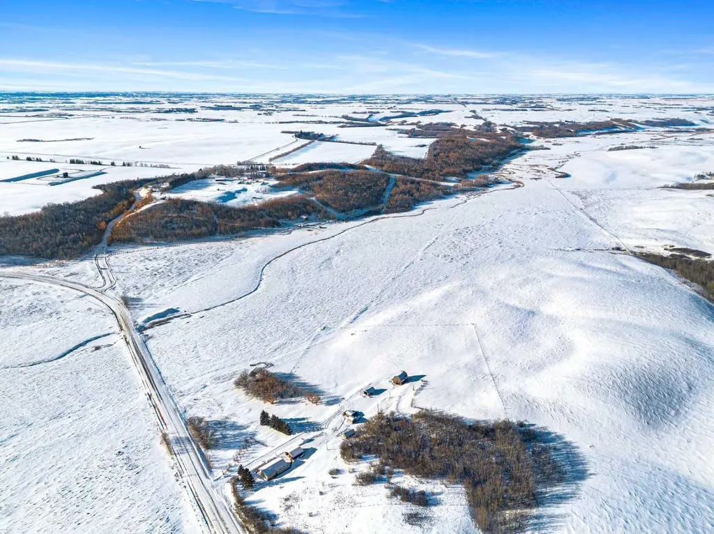 Point SW 35-50-27 W3 Rural SK S9V 0Y7