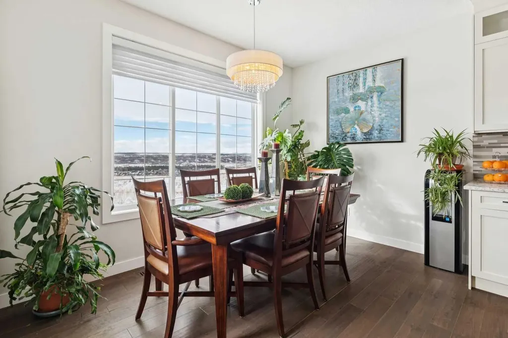 176 Cranarch Crescent SE Calgary AB T3M 2J2
