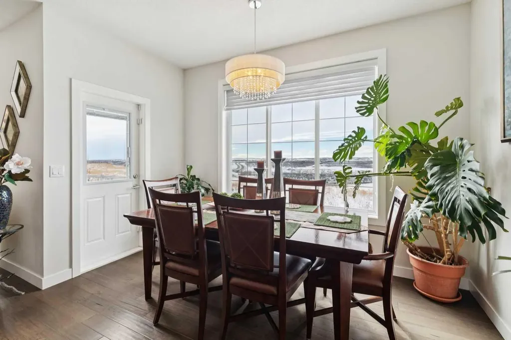 176 Cranarch Crescent SE Calgary AB T3M 2J2
