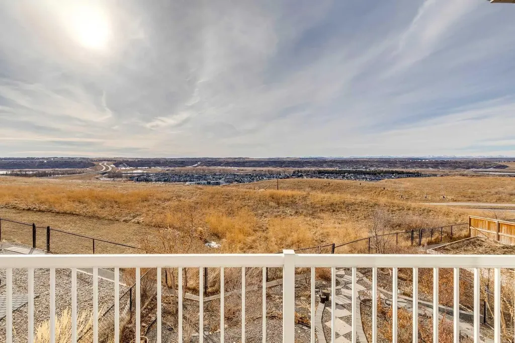 176 Cranarch Crescent SE Calgary AB T3M 2J2