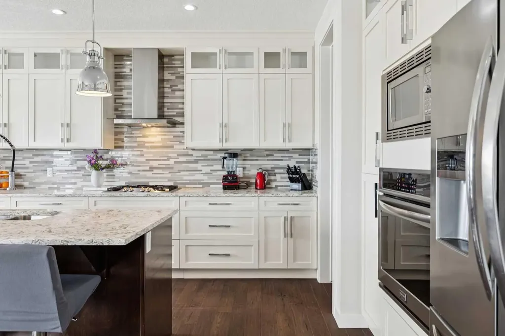 176 Cranarch Crescent SE Calgary AB T3M 2J2