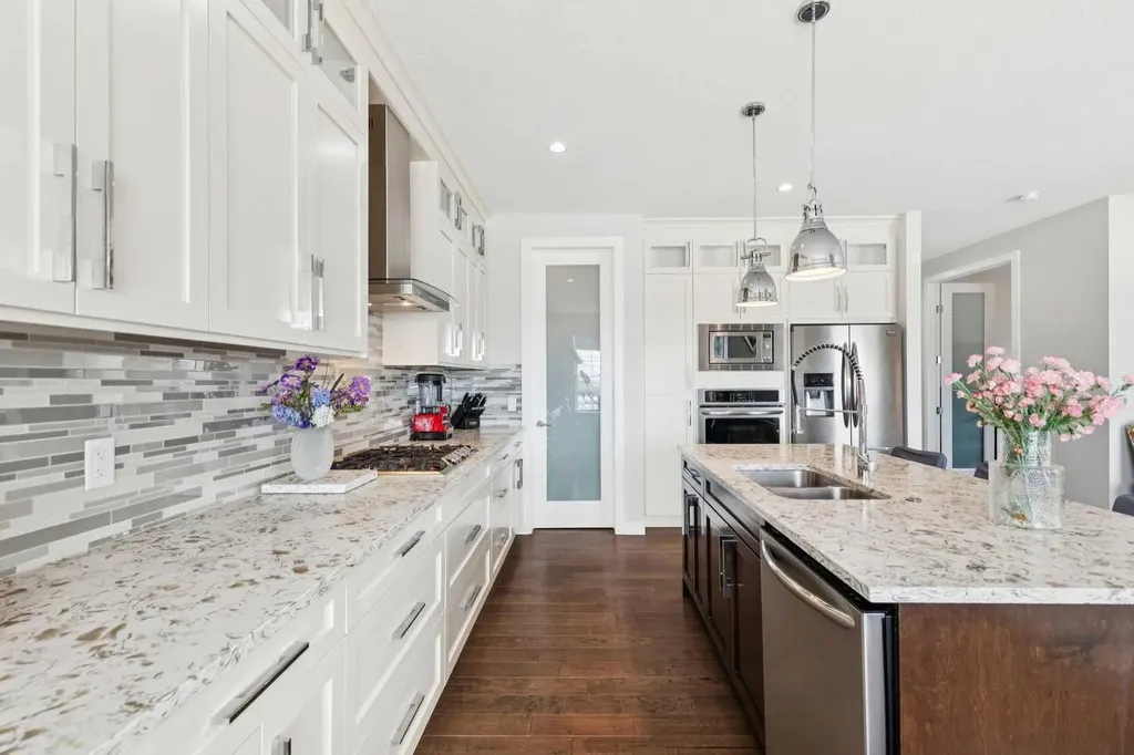 176 Cranarch Crescent SE Calgary AB T3M 2J2