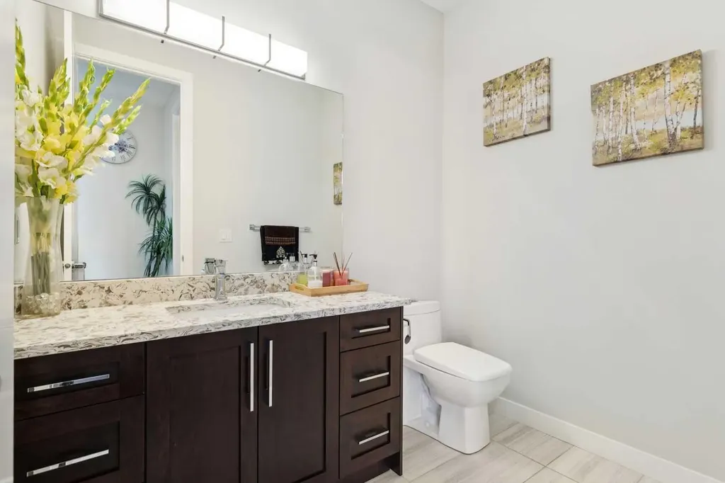 176 Cranarch Crescent SE Calgary AB T3M 2J2