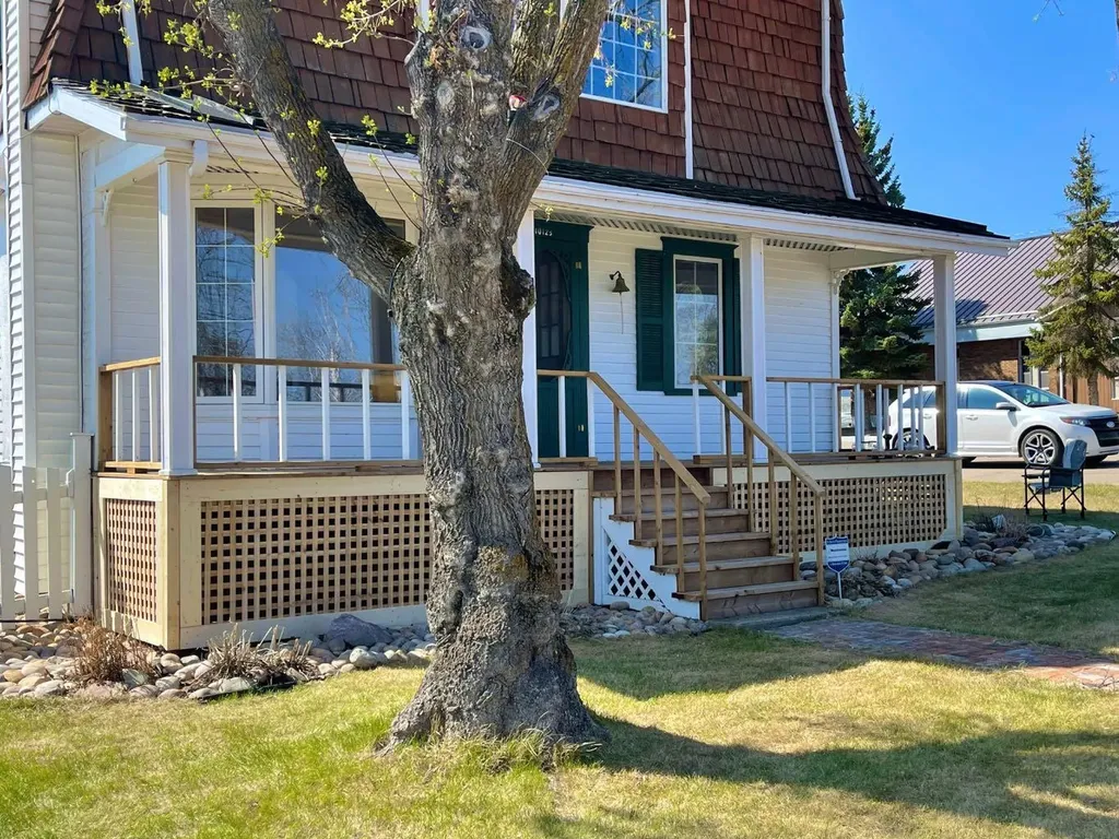 10123 Churchill Drive Lac La Biche AB T0A 2C0