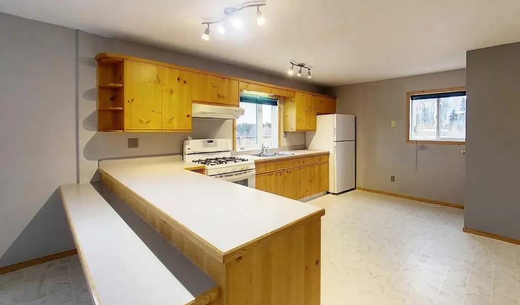 53525C Range Road 175 Rural Yellowhead County AB T7E 3L7