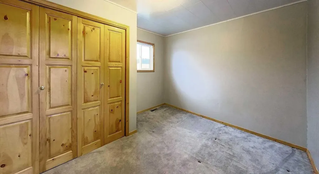 53525C Range Road 175 Rural Yellowhead County AB T7E 3L7