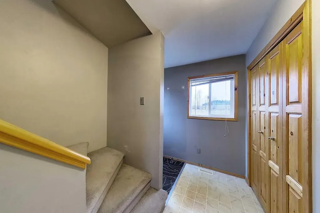 53525C Range Road 175 Rural Yellowhead County AB T7E 3L7