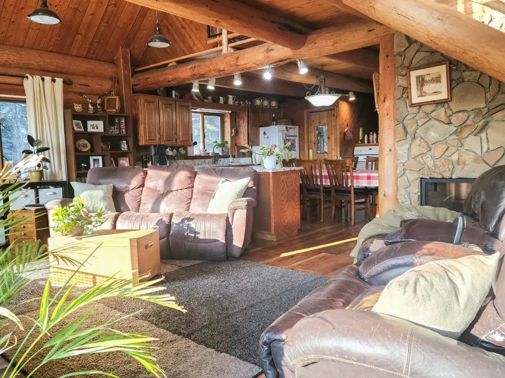 52313 Highway 47 Rural Yellowhead County AB T7E 3B9