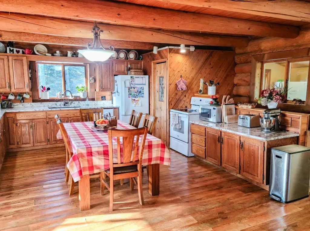 52313 Highway 47 Rural Yellowhead County AB T7E 3B9