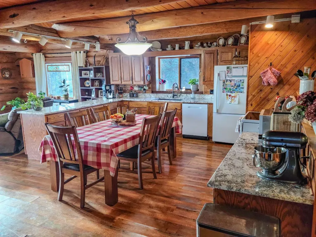52313 Highway 47 Rural Yellowhead County AB T7E 3B9