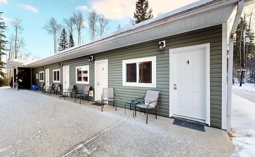 52313 Highway 47 Rural Yellowhead County AB T7E 3B9