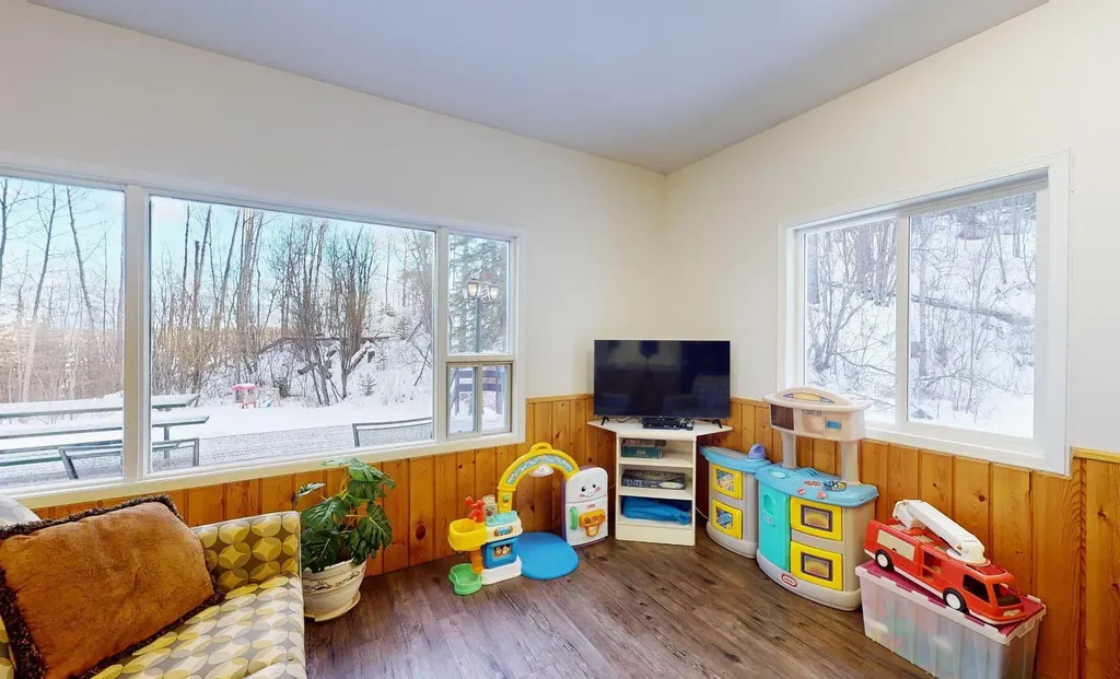 52313 Highway 47 Rural Yellowhead County AB T7E 3B9