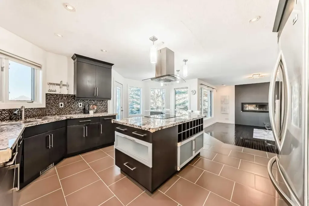1396 Shawnee Road SW Calgary AB T2Y 2H1