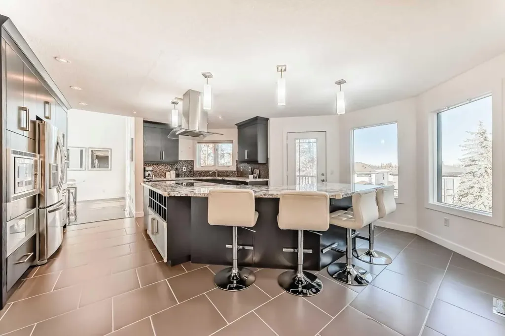 1396 Shawnee Road SW Calgary AB T2Y 2H1