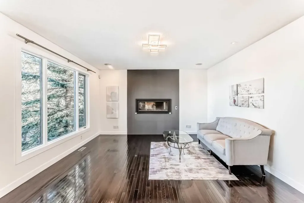 1396 Shawnee Road SW Calgary AB T2Y 2H1