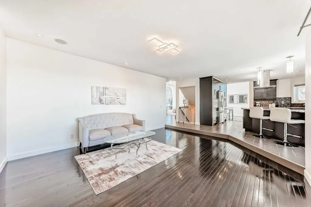 1396 Shawnee Road SW Calgary AB T2Y 2H1