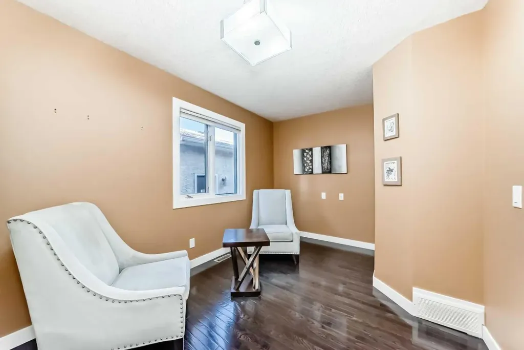 1396 Shawnee Road SW Calgary AB T2Y 2H1