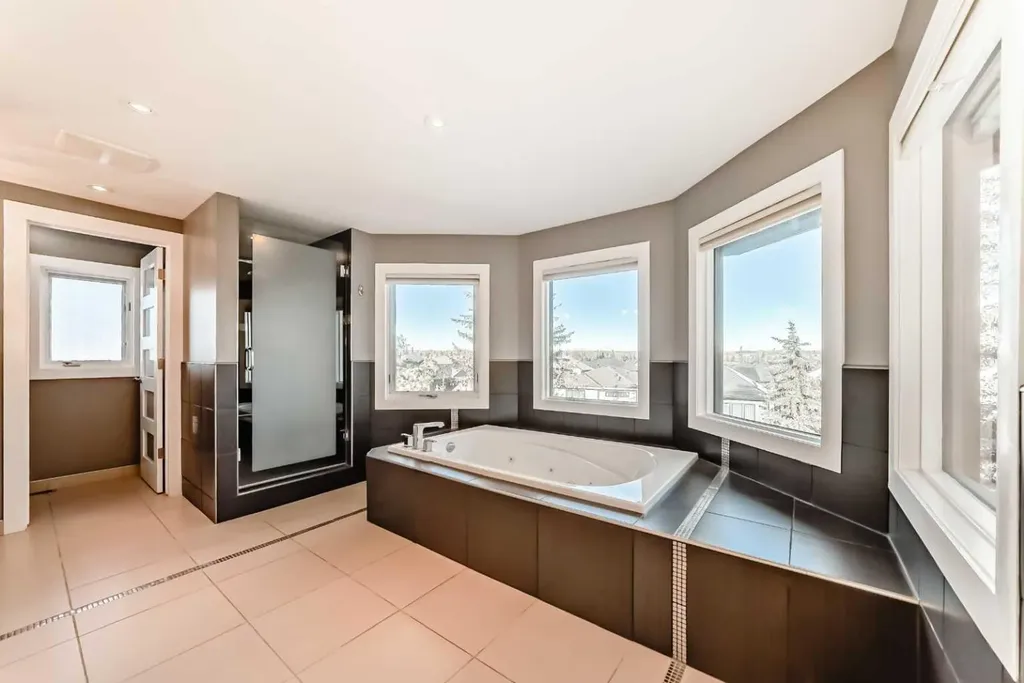 1396 Shawnee Road SW Calgary AB T2Y 2H1