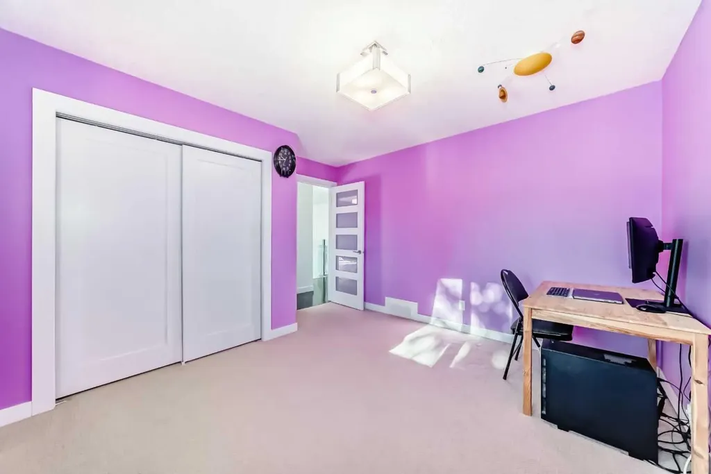 1396 Shawnee Road SW Calgary AB T2Y 2H1