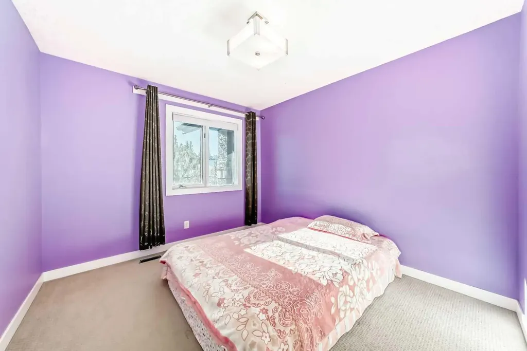 1396 Shawnee Road SW Calgary AB T2Y 2H1