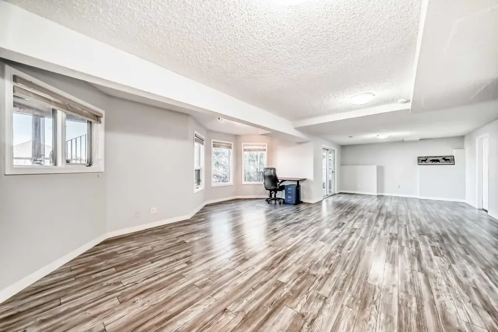 1396 Shawnee Road SW Calgary AB T2Y 2H1