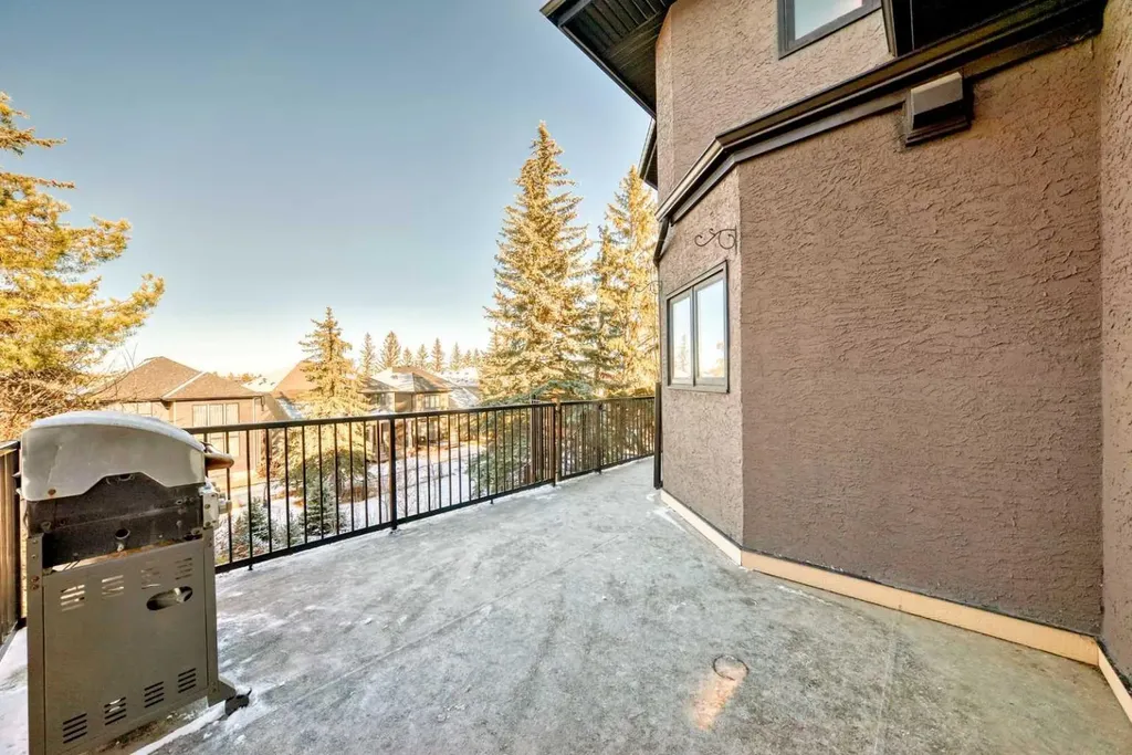 1396 Shawnee Road SW Calgary AB T2Y 2H1
