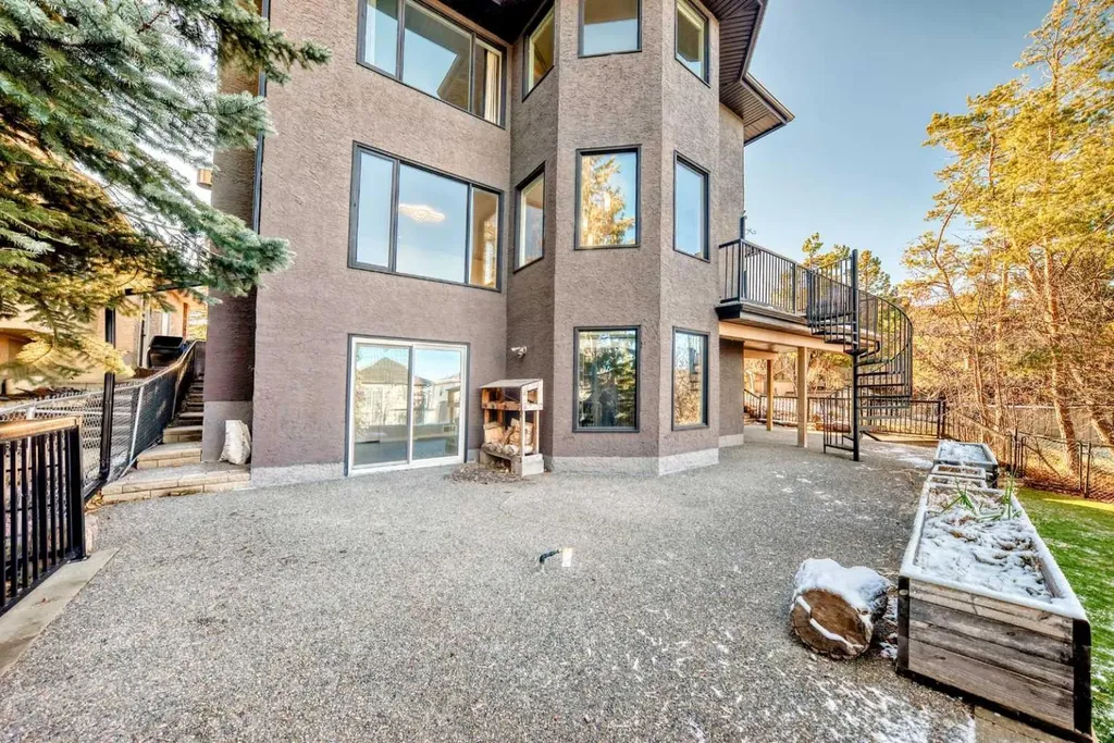 1396 Shawnee Road SW Calgary AB T2Y 2H1