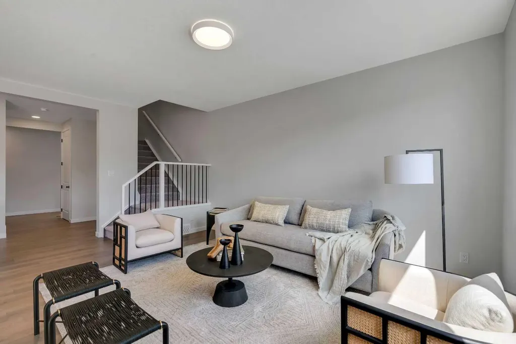 108 Creekview Manor SW Calgary AB T2X 4Y1