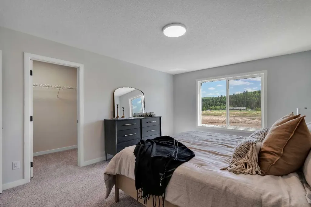 108 Creekview Manor SW Calgary AB T2X 4Y1