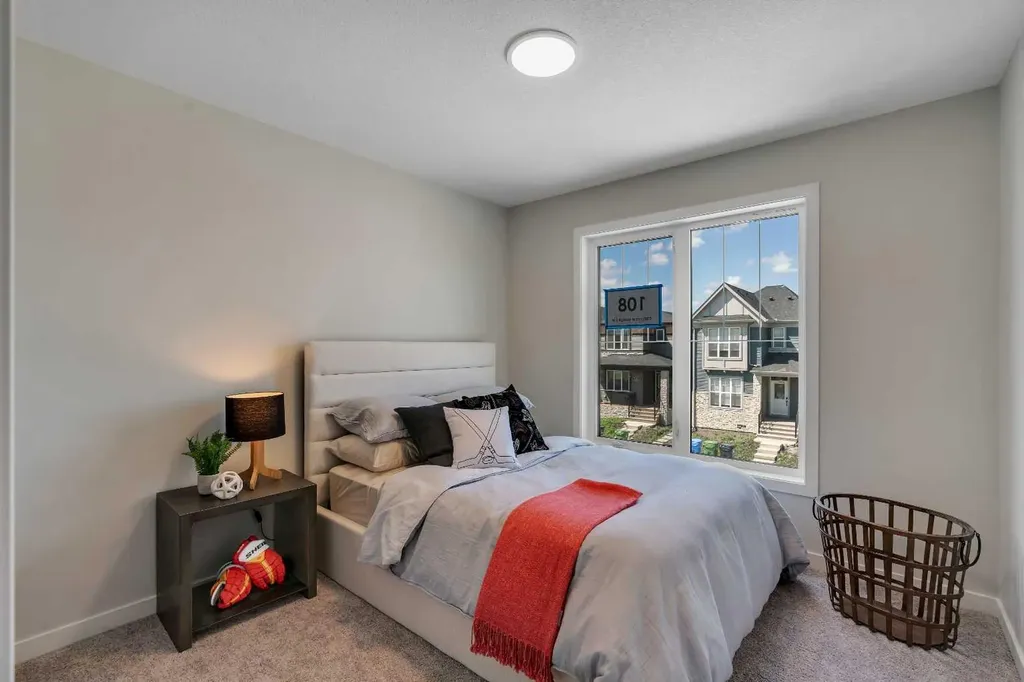 108 Creekview Manor SW Calgary AB T2X 4Y1