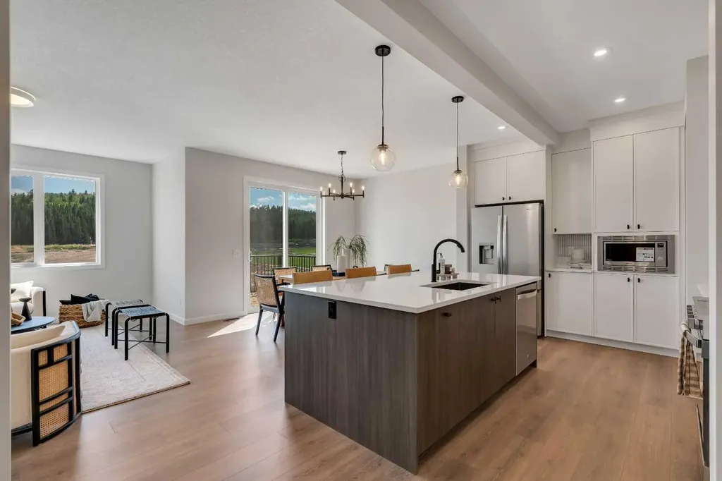 108 Creekview Manor SW Calgary AB T2X 4Y1