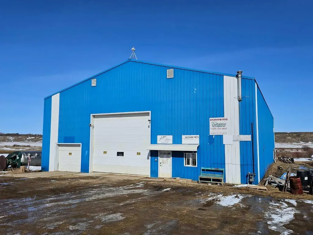 5116 51 Avenue Meeting Creek AB T0B 2Z0