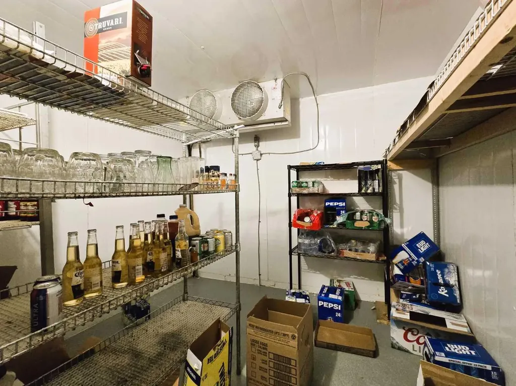 102 Railway Avenue E Duchess AB T2E 0Z0
