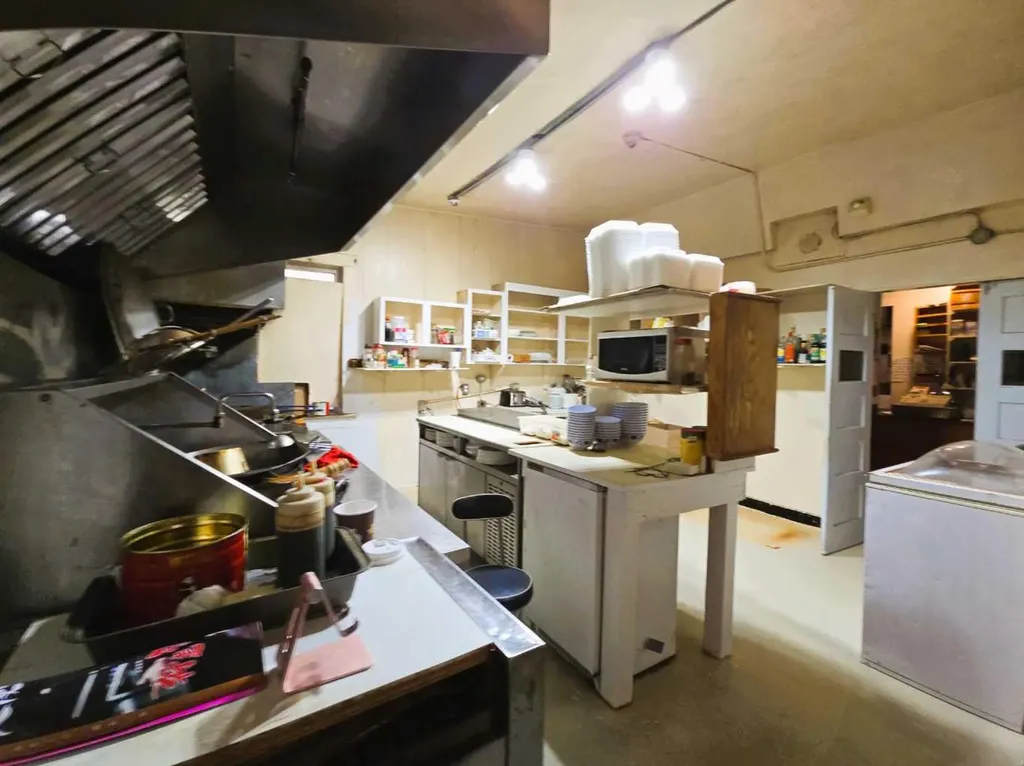 102 Railway Avenue E Duchess AB T2E 0Z0